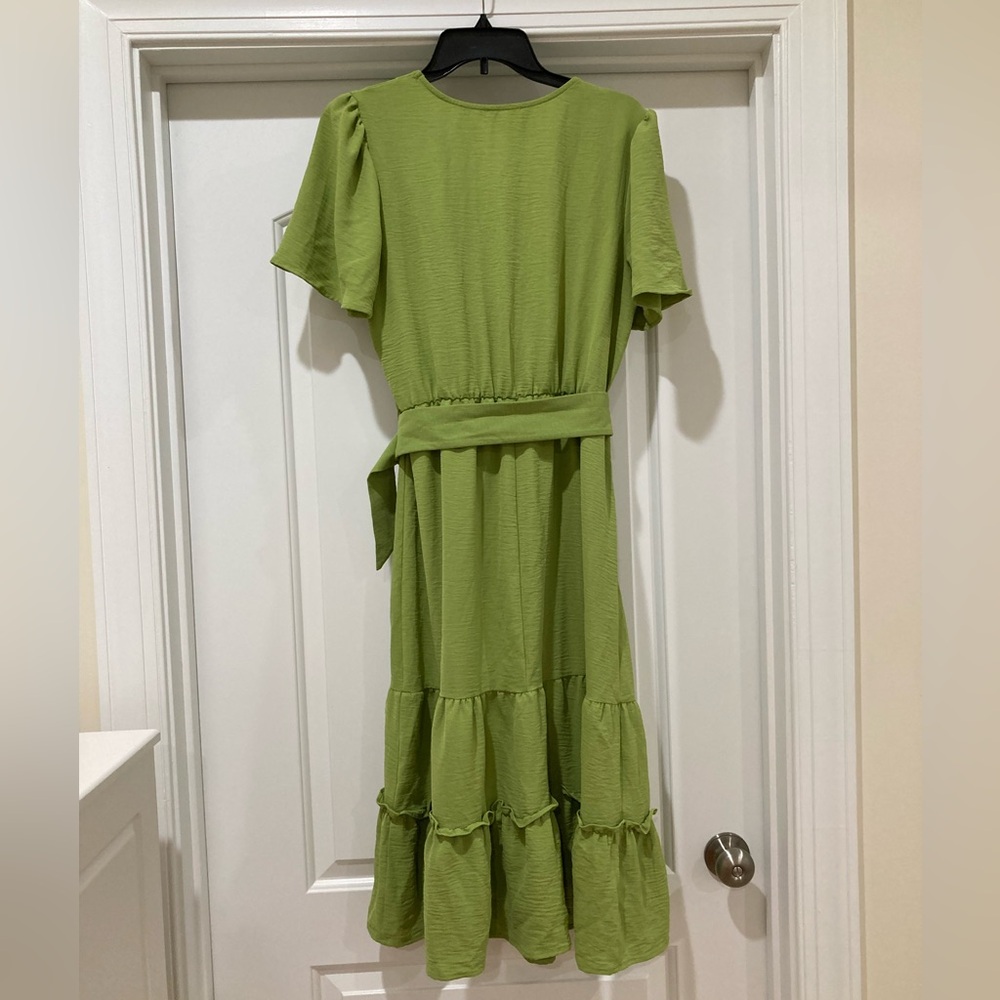 Luxology Olive Green Midi Dress with Belt - Picture 3 of 5